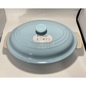 Brand New Le Creuset Casserole Classic 27cm 1.7L Oval Dish w Lid Sky Blue